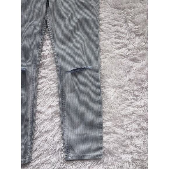 Hollister Crop Junior Sz. 11 30 Striped Jeans. New W/ Tags. Cute - Picture 2 of 9